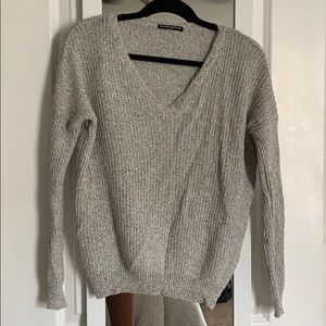 Brandy Melville sweater